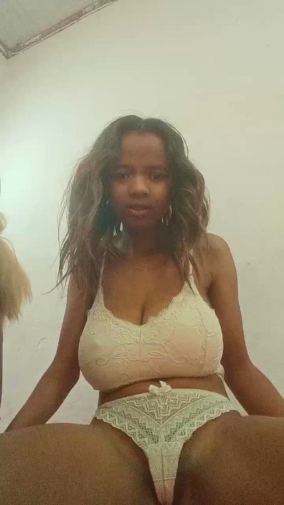 PalomaG live cam on Cam4