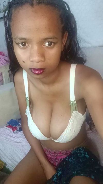 PalomaG live cam on Cam4