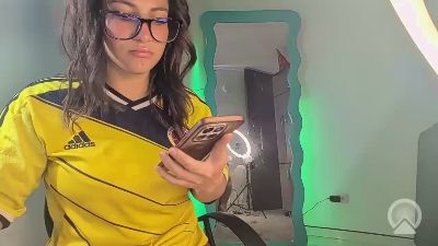 Palomahot07 live cam on Cam4