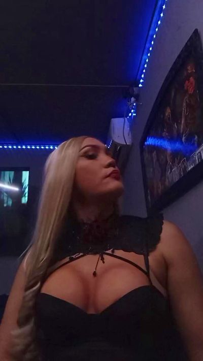 Pamela_doll19 live cam on Cam4