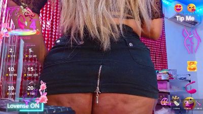 Pamela_doll19 live cam on Cam4
