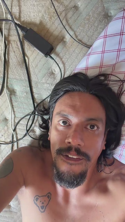 Papiiii799 live cam on Cam4