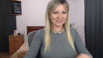 ParadiseAlina live cam on Cam4