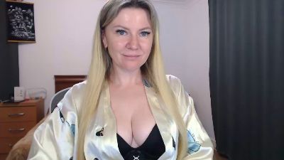 ParadiseAlina live cam on Cam4