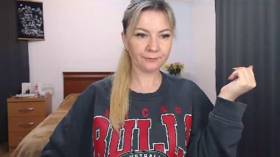 ParadiseAlina live cam on Cam4
