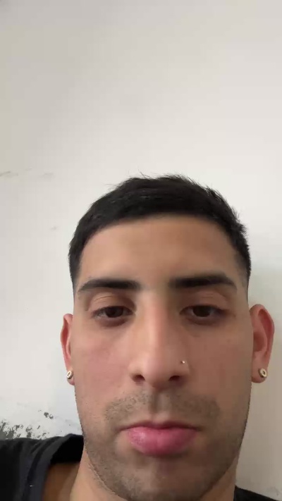 Parejahott27 live cam on Cam4