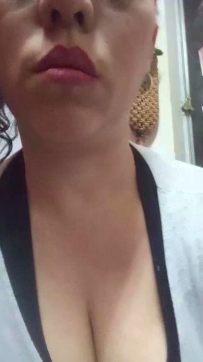 Parejareal86 live cam on Cam4