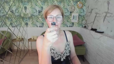 ParisCherry live cam on Cam4