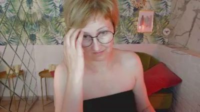 ParisCherry live cam on Cam4