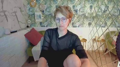 ParisCherry live cam on Cam4