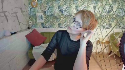 ParisCherry live cam on Cam4