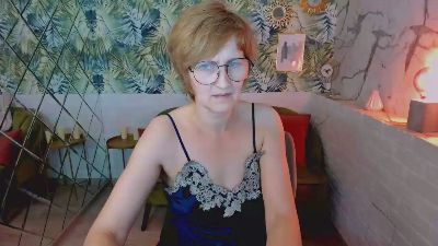 ParisCherry live cam on Cam4