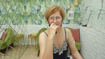 ParisCherry live cam on Cam4