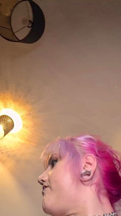 PastelPiglet live cam on Cam4
