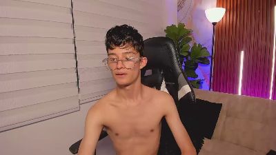 Patrick_Howland live cam on Cam4