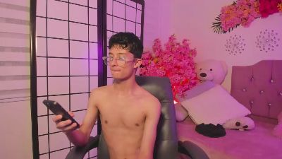 Patrick_Howland live cam on Cam4