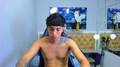 Patrick_James20 live cam on Cam4