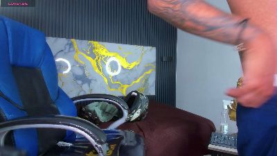 Patrick_James20 live cam on Cam4