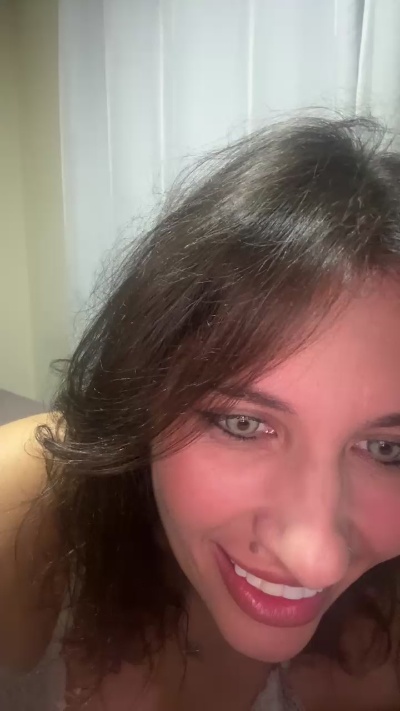 Pattyfernands live cam profile