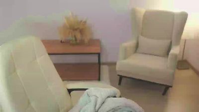 PauleneRamagos live cam on Cam4