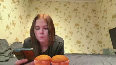 PauletteGahm live cam on Cam4
