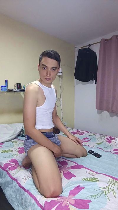 Paulevans0204 live cam on Cam4