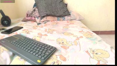 Paulhot18 live cam on Cam4