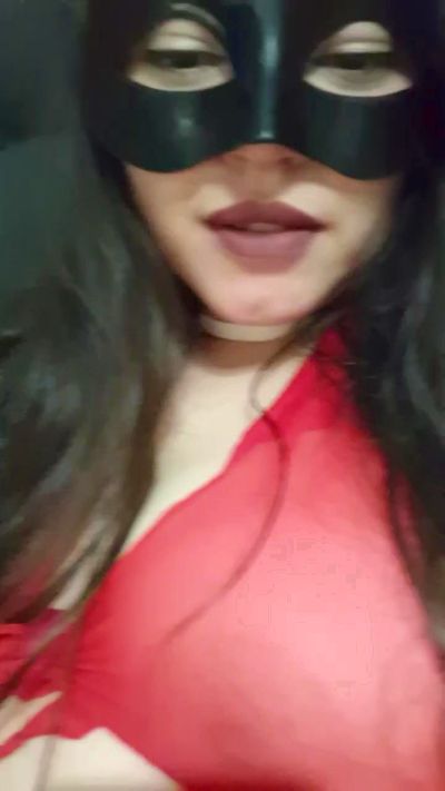 Pauliina_ live cam on Cam4
