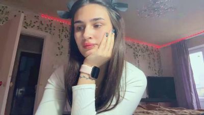 PaulineShaikh live female webcam from United States