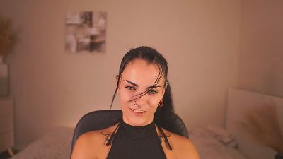 Pauline_2005 live cam on Cam4