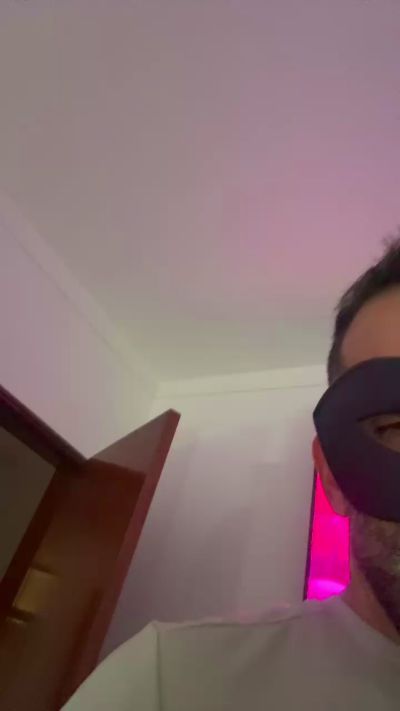 Paulo201984 live cam on Cam4