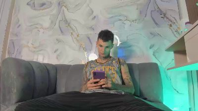 Paulo_527 live cam on Cam4