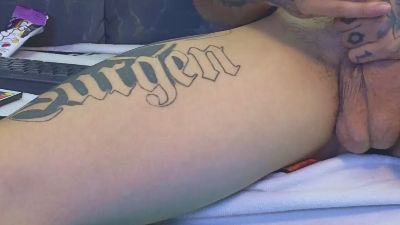 Paulo_527 live cam on Cam4