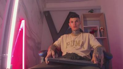Paulo_527 live cam on Cam4