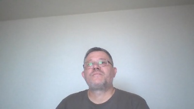Pawelinio69 live cam on Cam4