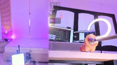 PeachMonroe_ live cam on Cam4