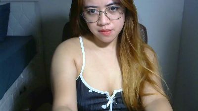 Peacherooni live cam on Cam4