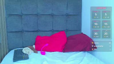 Pearl_Kitty live cam on Cam4