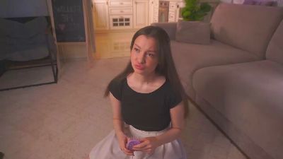 PearleneCapra live cam on Cam4