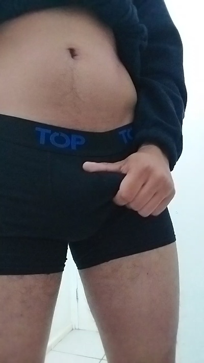 Pedroandres live cam on Cam4