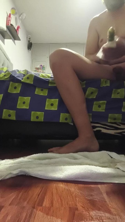 Pedrocum85 live cam on Cam4