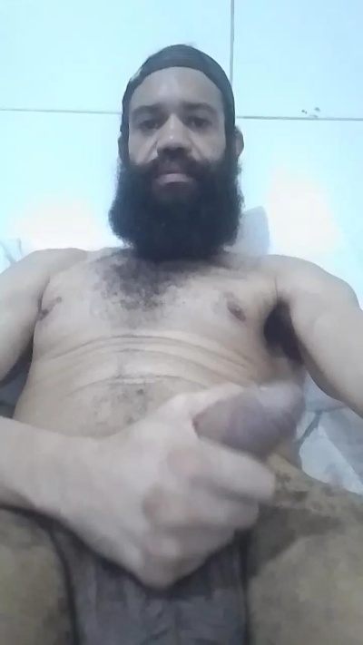 Pedrog24 live cam on Cam4