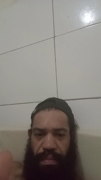 Pedrog24 live cam on Cam4