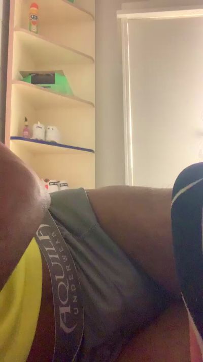 Pedroherique199 live cam on Cam4