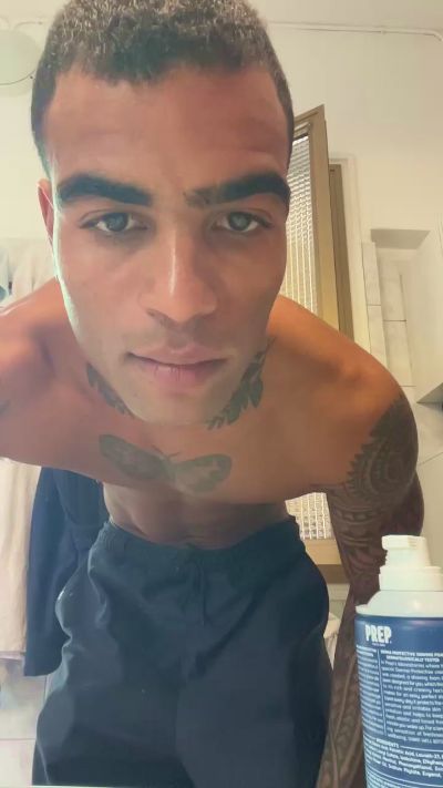 Pedrosss live cam on Cam4
