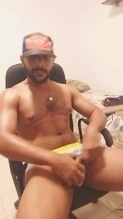 Pedrox8 live cam on Cam4