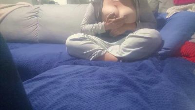Peeeknboo69 live cam on Cam4