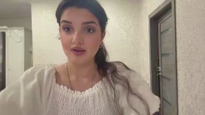 PeiFarrell live cam on Cam4
