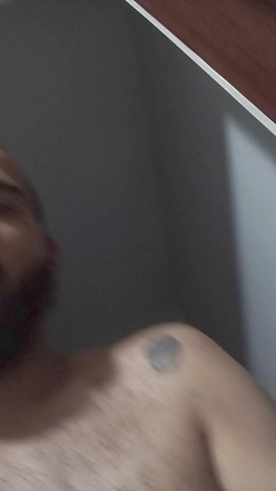 PeludassoBaiano live cam on Cam4