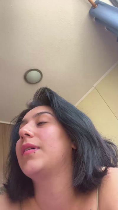 Penelope_mia live cam on Cam4